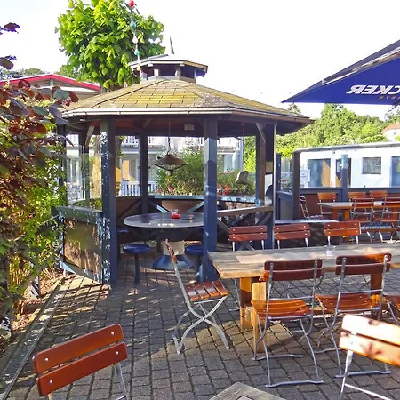 Bellevue 2* باد دوبيران