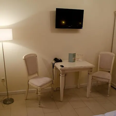 فندق Bellevue 2*